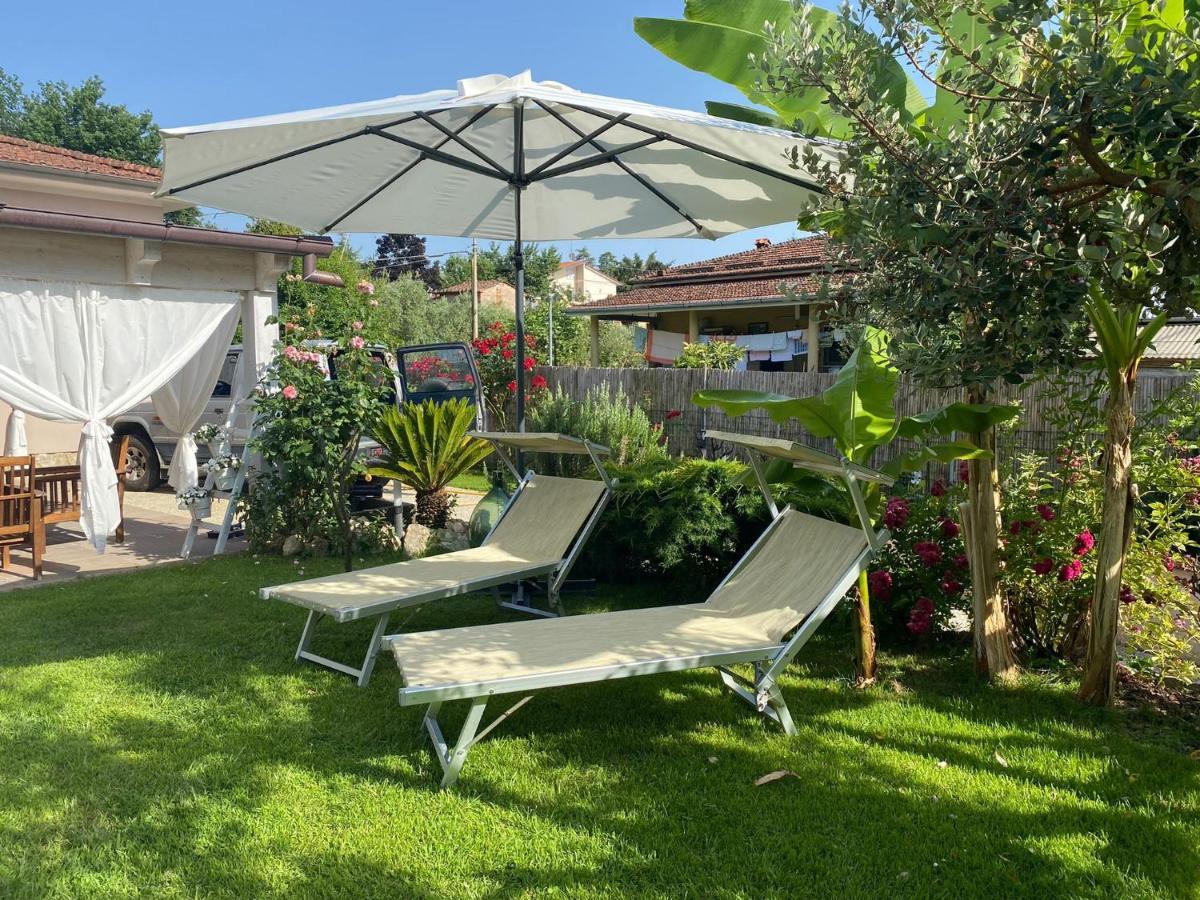 Casa Vittoria Villa Camaiore Eksteriør billede