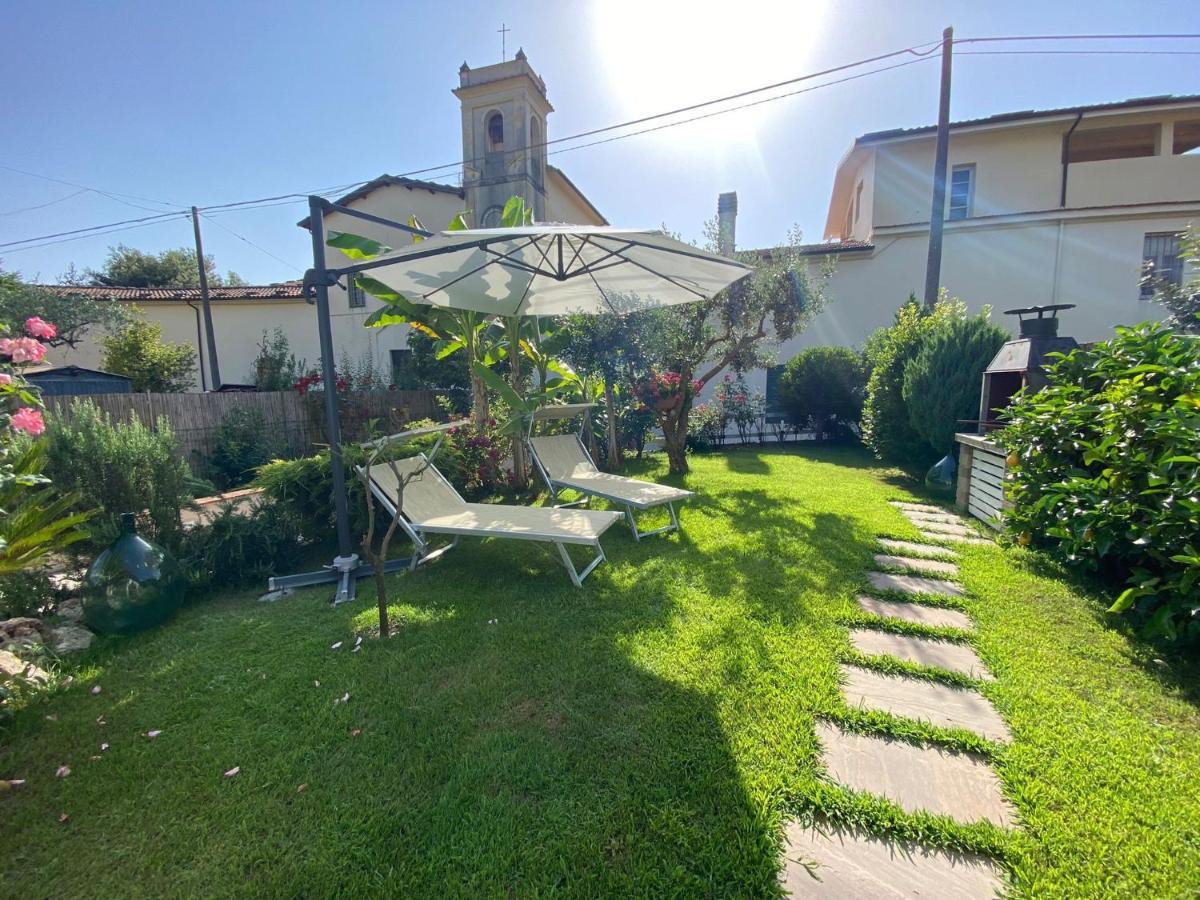 Casa Vittoria Villa Camaiore Eksteriør billede