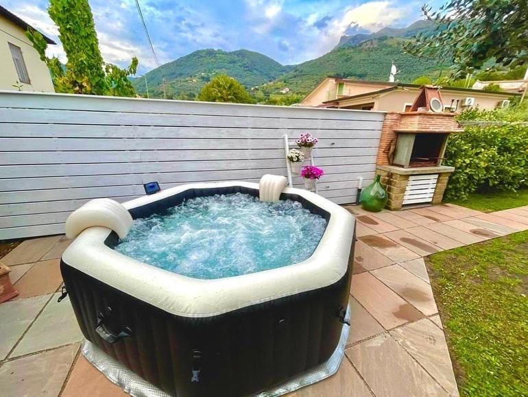 Casa Vittoria Villa Camaiore Eksteriør billede
