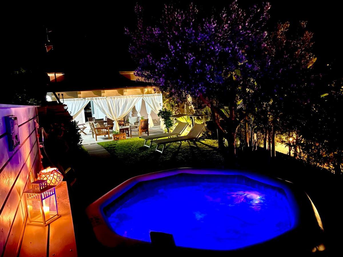 Casa Vittoria Villa Camaiore Eksteriør billede